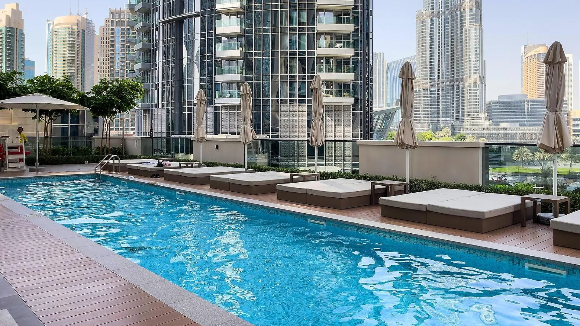 Luxury Apartment With Burj Khalifa Views - 5-Min Walk To Dubai Mall - Newly Upgraded - 10 People - Near Dubai Opera 0*,  United Arab Emirates