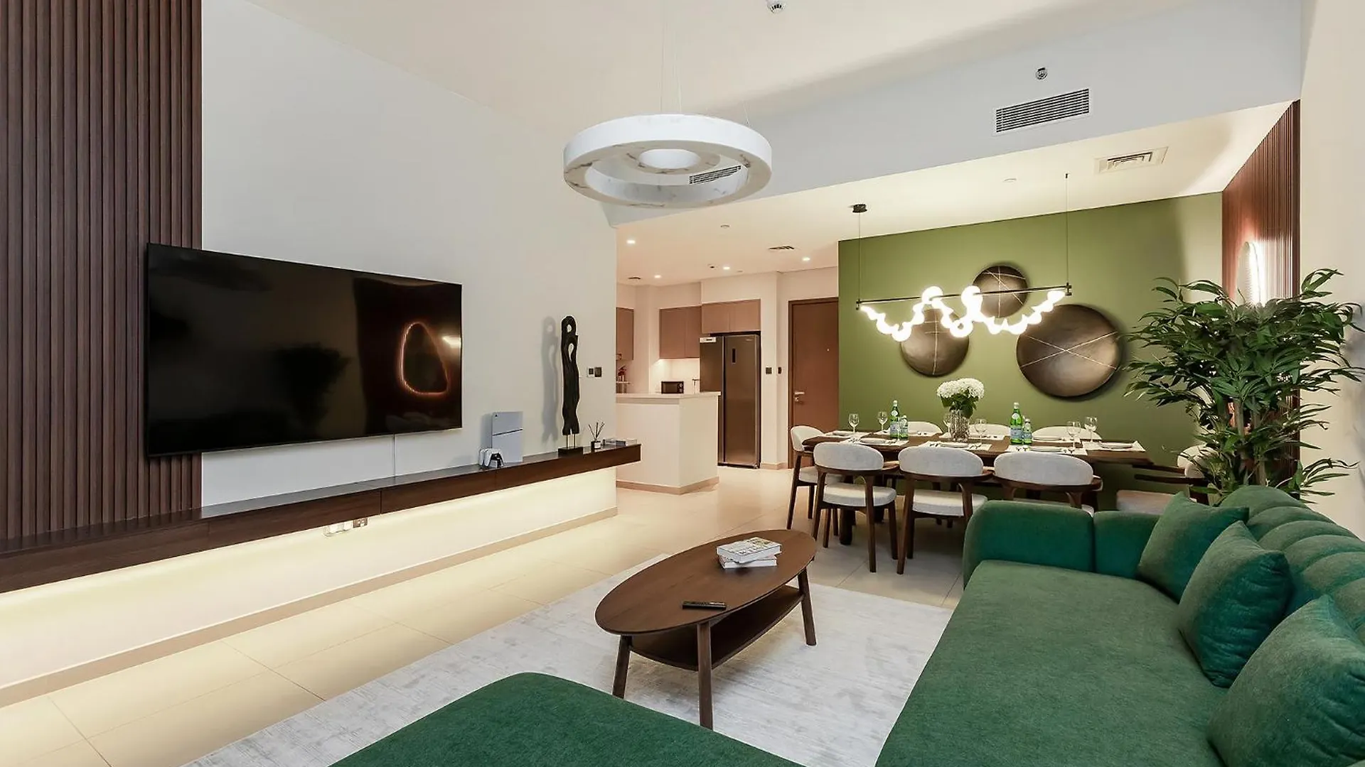 Luxury Apartment With Burj Khalifa Views - 5-Min Walk To Dubai Mall - Newly Upgraded - 10 People - Near Dubai Opera United Arab Emirates